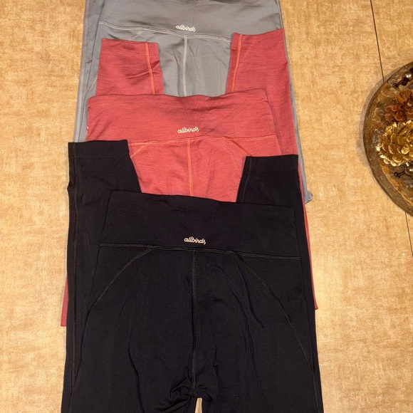 New never worn Women’s three pack of allbirds, natural leggings size small - Picture 2 of 3